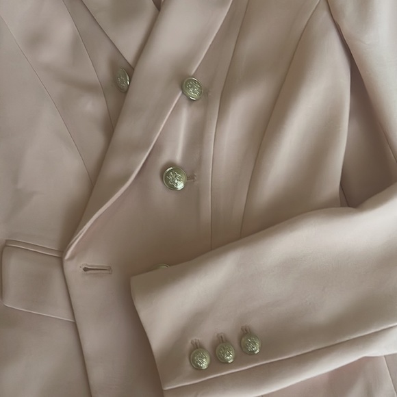 Blazer - Picture 3 of 3